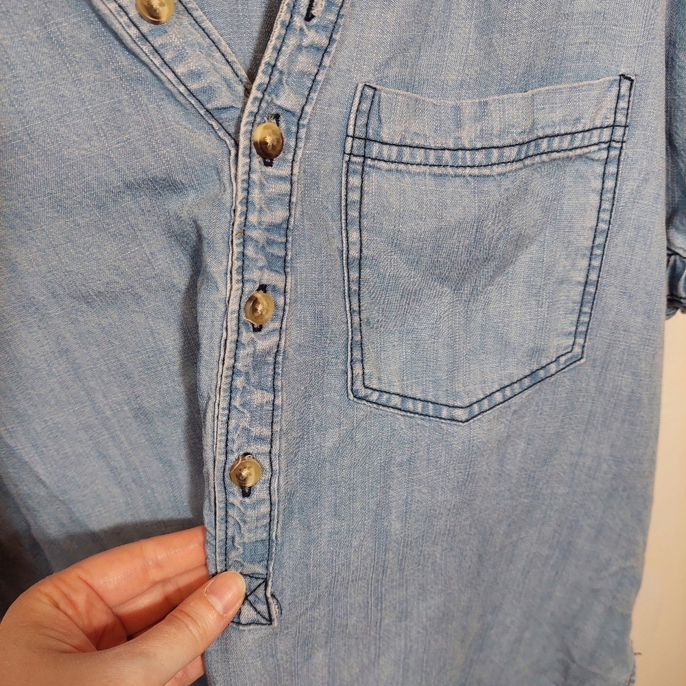 Western Boho Chambray Top – Size Medium – Lightweight Denim Blouse - Picture 5 of 8